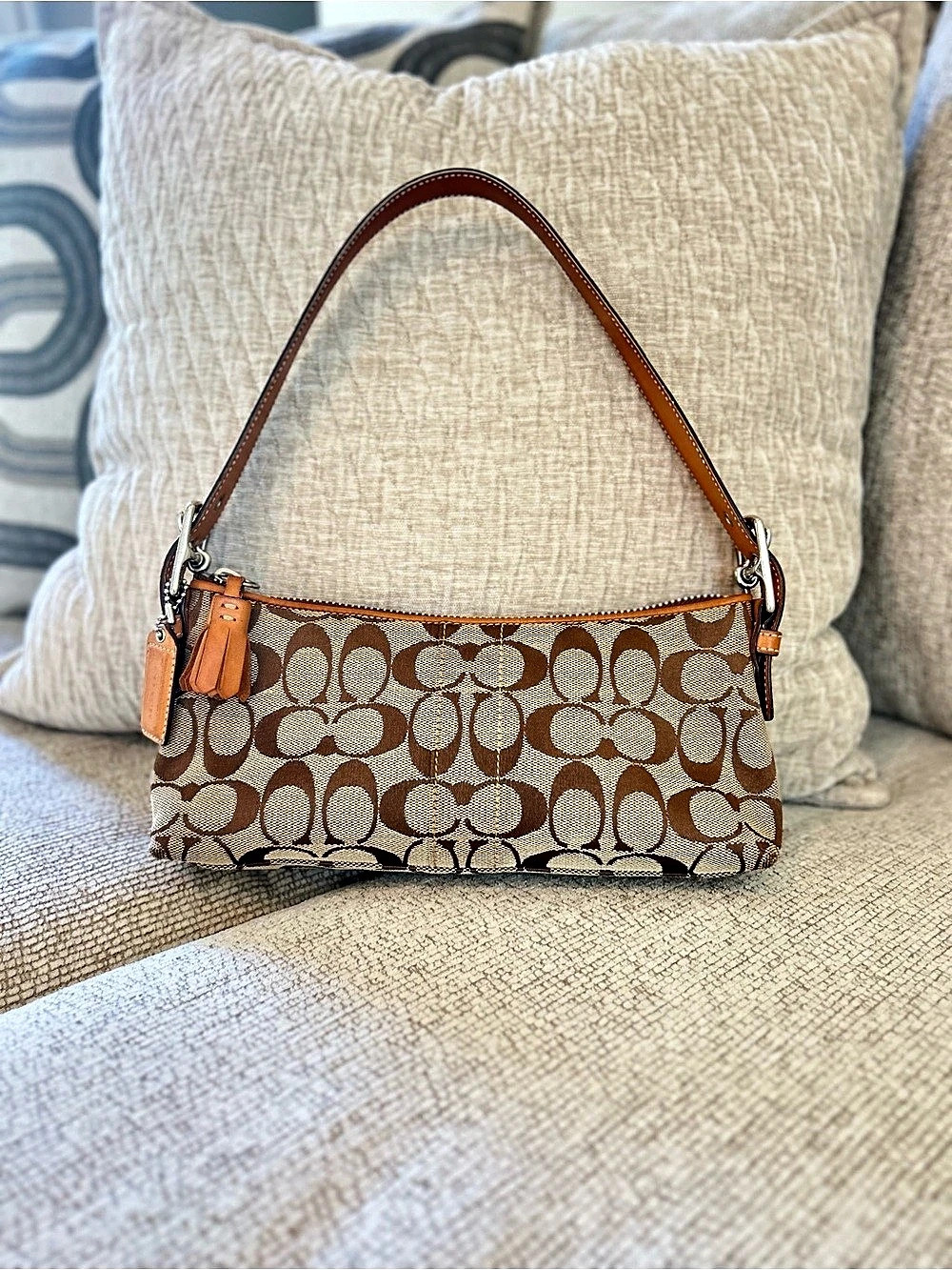 Vintage Y2K Coach East West Demi Baguette Shoulder Bag in Brown/Tan